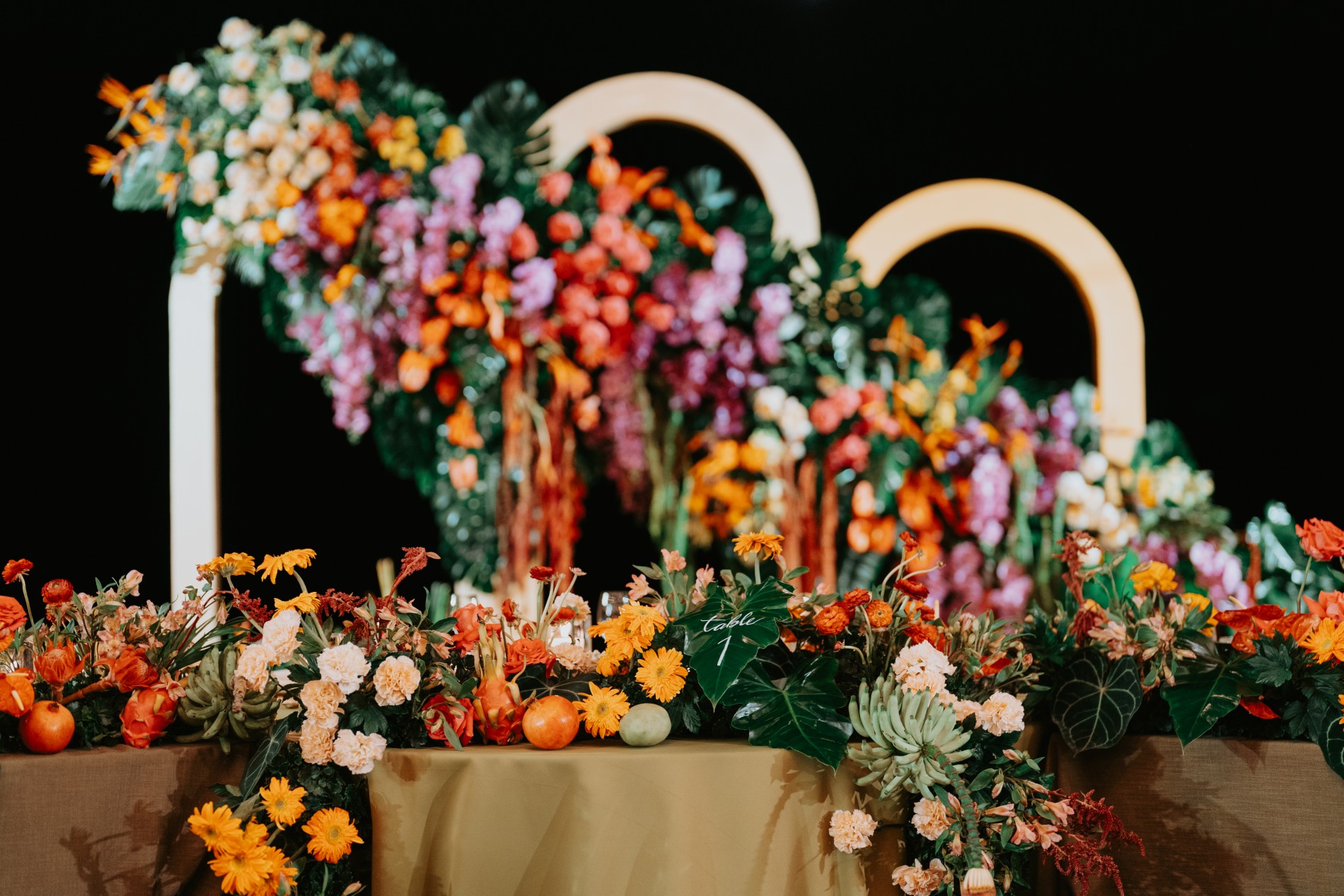Phuket wedding at Villa Aye, Kamala - wedding photography by Vasana Studio | 47_1