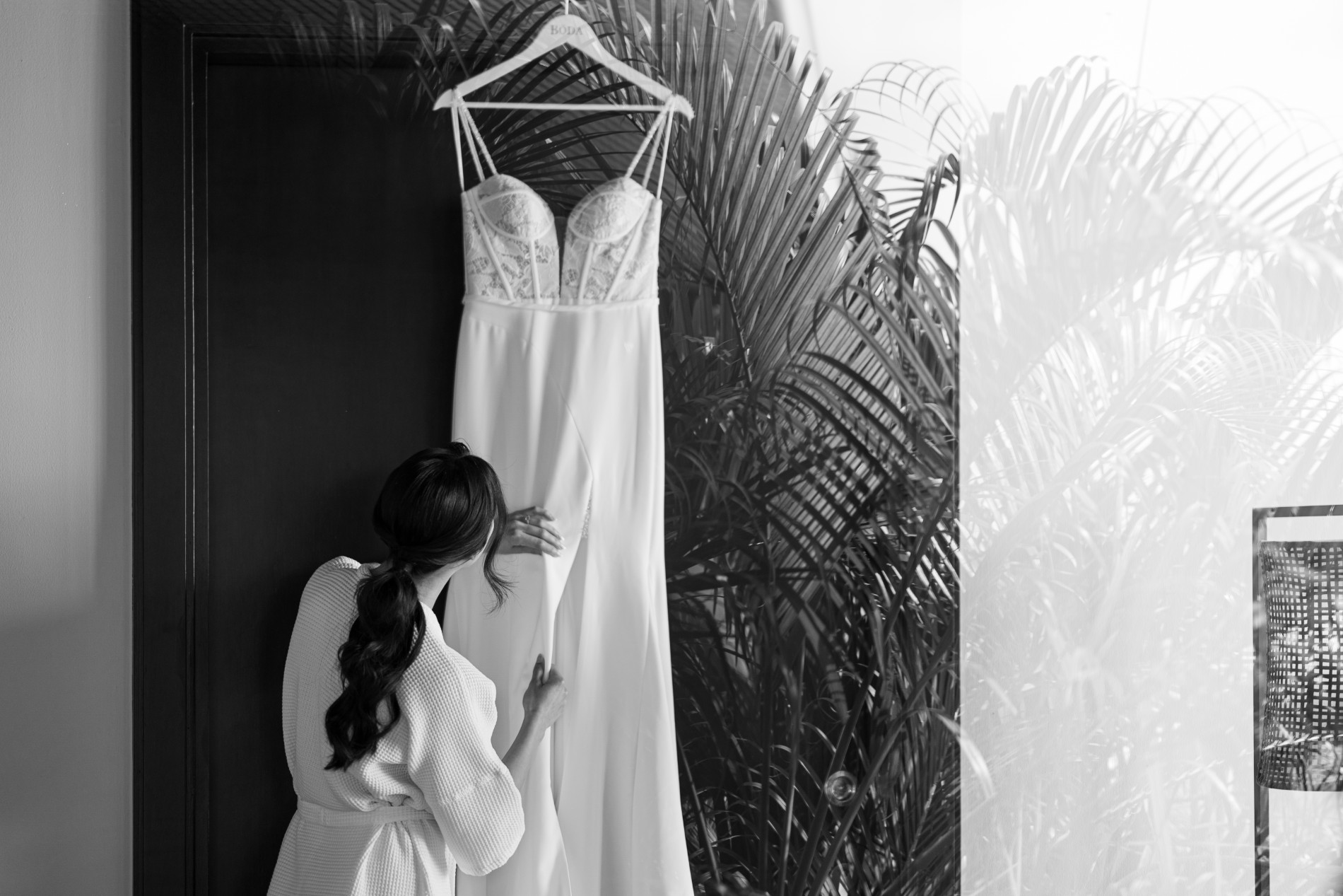 Phuket wedding at Villa Aye, Kamala - wedding photography by Vasana Studio | 6_2